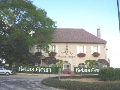 Auberge Relais Fleuri.